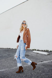 What to Wear with Ripped Jeans & Different Ripped Jeans Styles