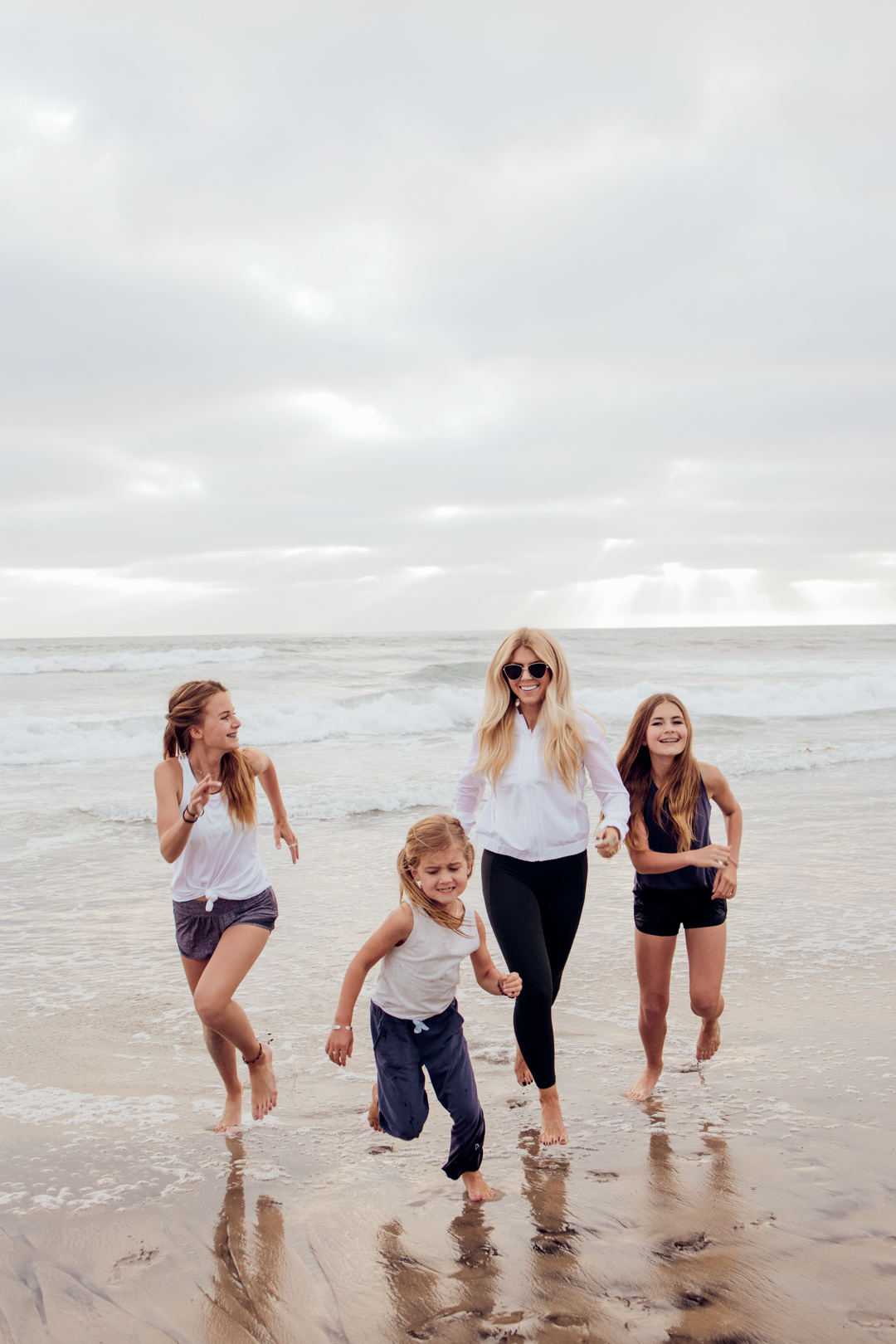ivivva by lululemon Activewear for Girls - Salty Lashes